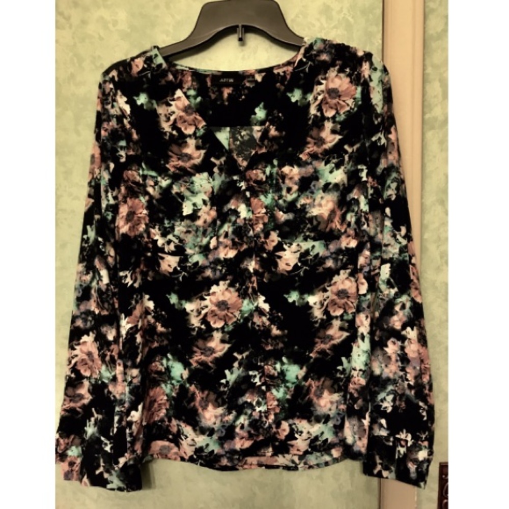 Long Sleeve Coral Mint Black Blouse Top Medium